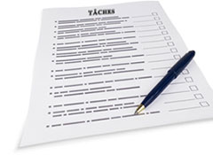 Image d'une liste de tâches inscrites sur une feuille de papier